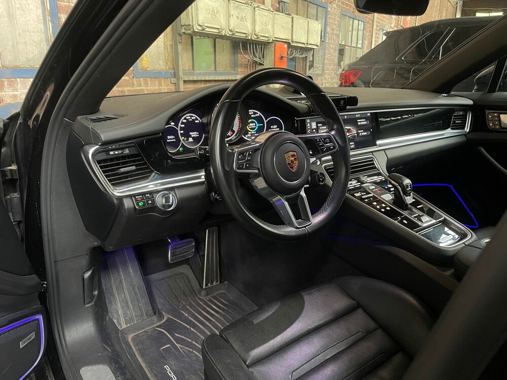Porsche Panamera 4 E-Hybrid 2.9 V6 Plug-In Hybrid MY-2018 462PS SPORT-DESIGN SPORT-CHRONO 2017