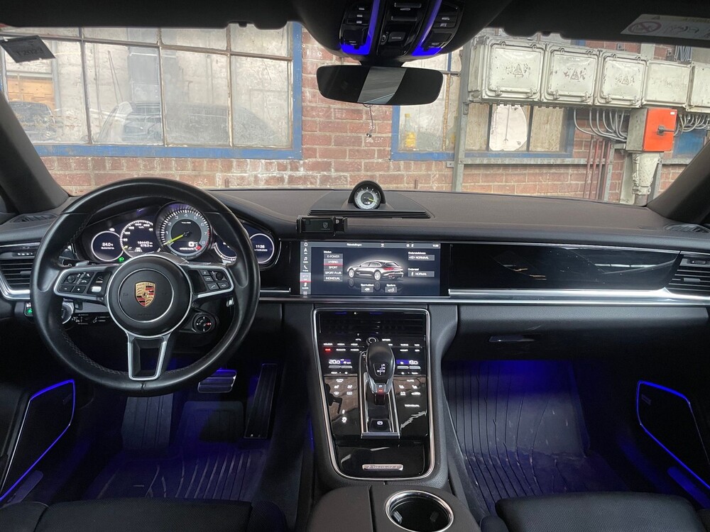 Porsche Panamera 4 E-Hybrid 2.9 V6 Plug-In Hybrid MY-2018 462PS SPORT-DESIGN SPORT-CHRONO 2017