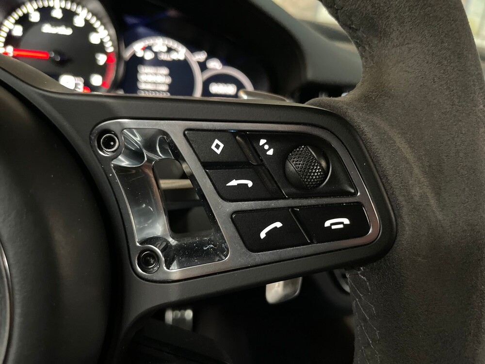 Porsche Cayenne Turbo 4.0 V8 Sport-Chrono CARBON-EDITION 549PS 2019, L-161-XJ