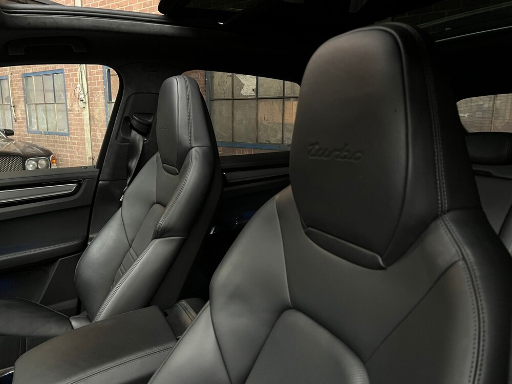 Porsche Cayenne Turbo 4.0 V8 549PS 2018 Sport-Chrono -Orig. NL-, RR-105-B