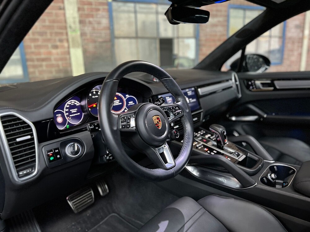 Porsche Cayenne Turbo 4.0 V8 549PS 2018 Sport-Chrono -Orig. NL-, RR-105-B