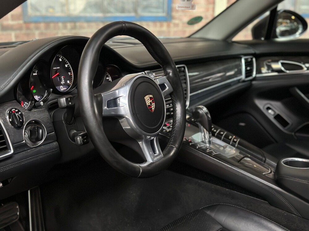 Porsche Panamera 3.6 V6 299PS 2011, SN-238-J