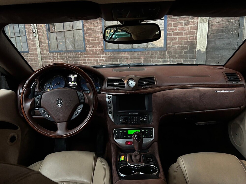 Maserati Gran Cabrio 4.7 460PS 2010 