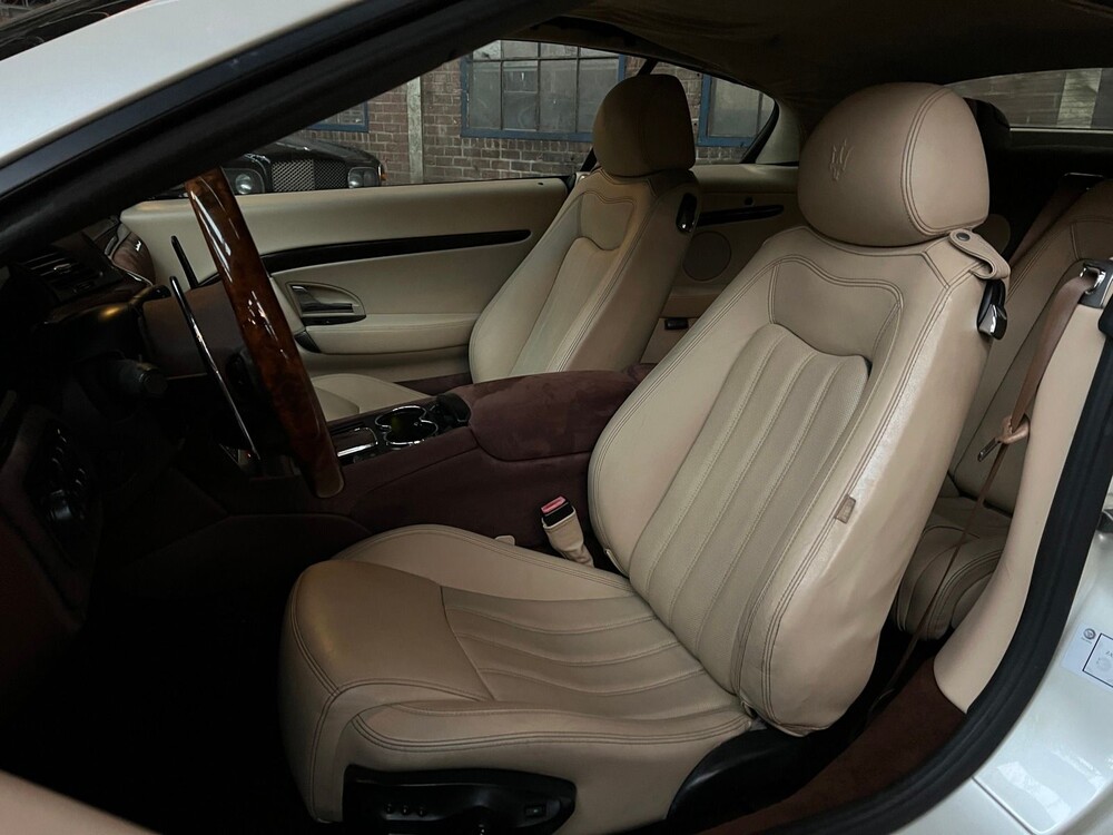 Maserati Gran Cabrio 4.7 460PS 2010 