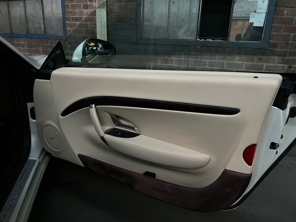 Maserati Gran Cabrio 4.7 460PS 2010 