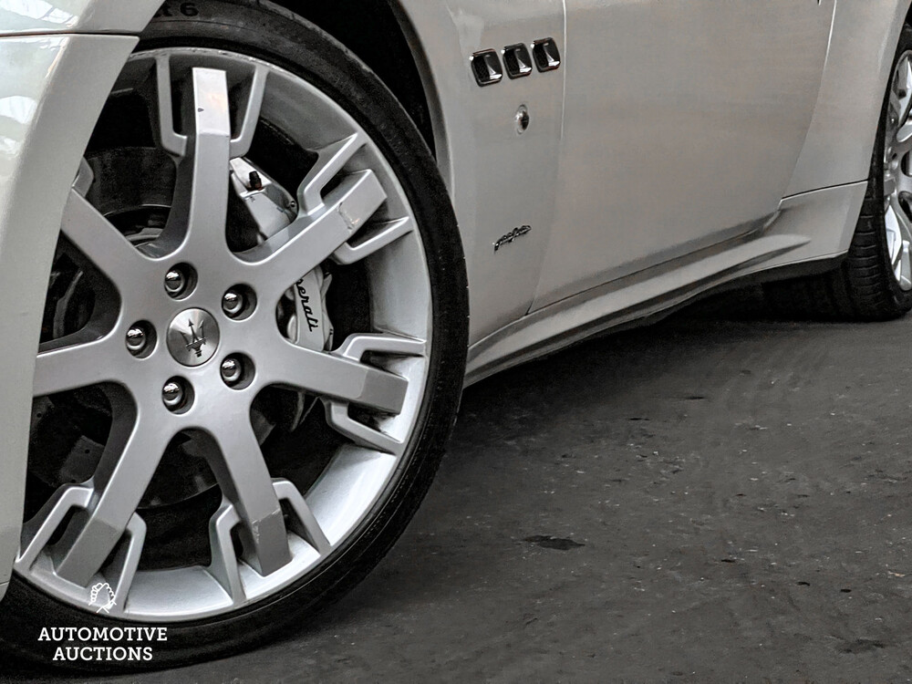 Maserati Gran Cabrio 4.7 460PS 2010 