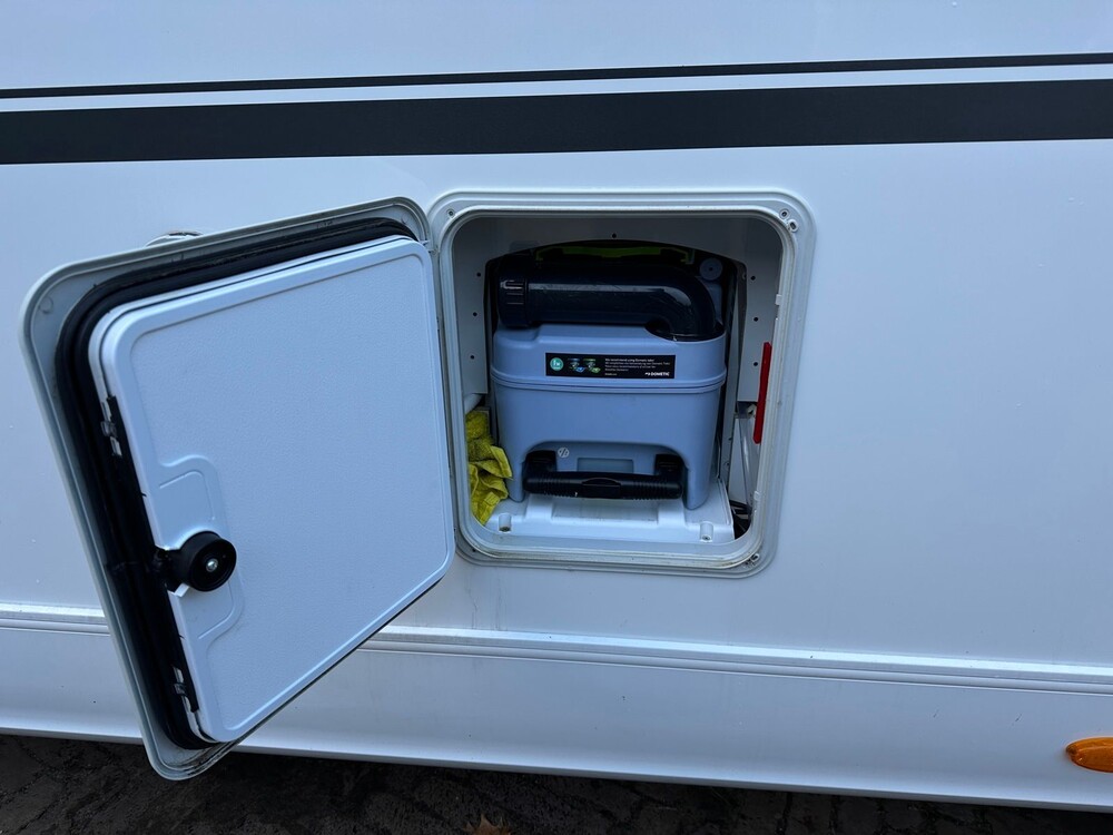 Fiat Ducato Adria Coral Compact SC Plus 140PS 2020 Camper