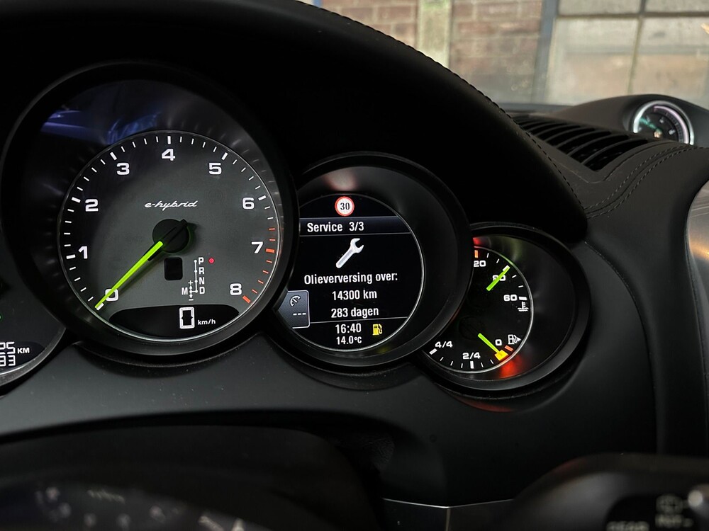 Porsche Cayenne S E-Hybrid 3.0 V6 416PS 2015 -Orig. DE- Plug-In-Hybrid, HF-230-S