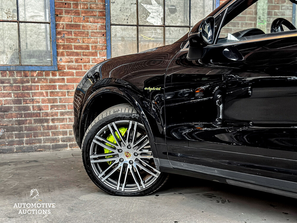 Porsche Cayenne S E-Hybrid 3.0 V6 416PS 2015 -Orig. DE- Plug-In-Hybrid, HF-230-S