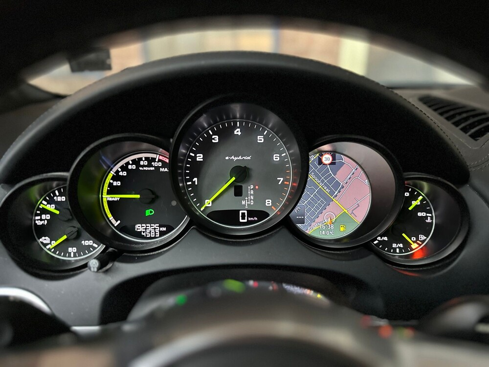 Porsche Cayenne S E-Hybrid 3.0 V6 416PS 2015 -Orig. DE- Plug-In-Hybrid, HF-230-S