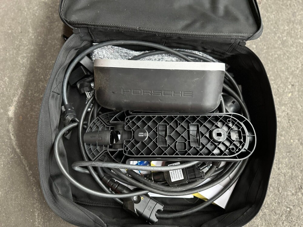 Porsche Cayenne S E-Hybrid 3.0 V6 416PS 2015 -Orig. DE- Plug-In-Hybrid, HF-230-S