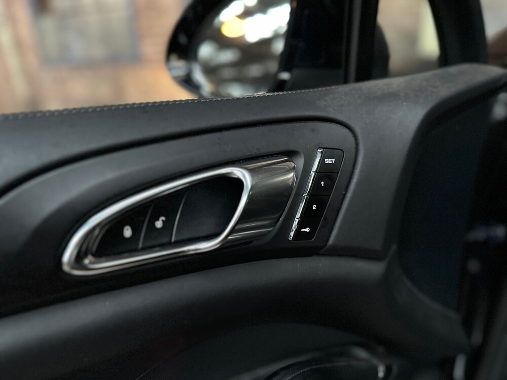 Porsche Cayenne S E-Hybrid 3.0 V6 416PS 2015 -Orig. DE- Plug-In-Hybrid, HF-230-S