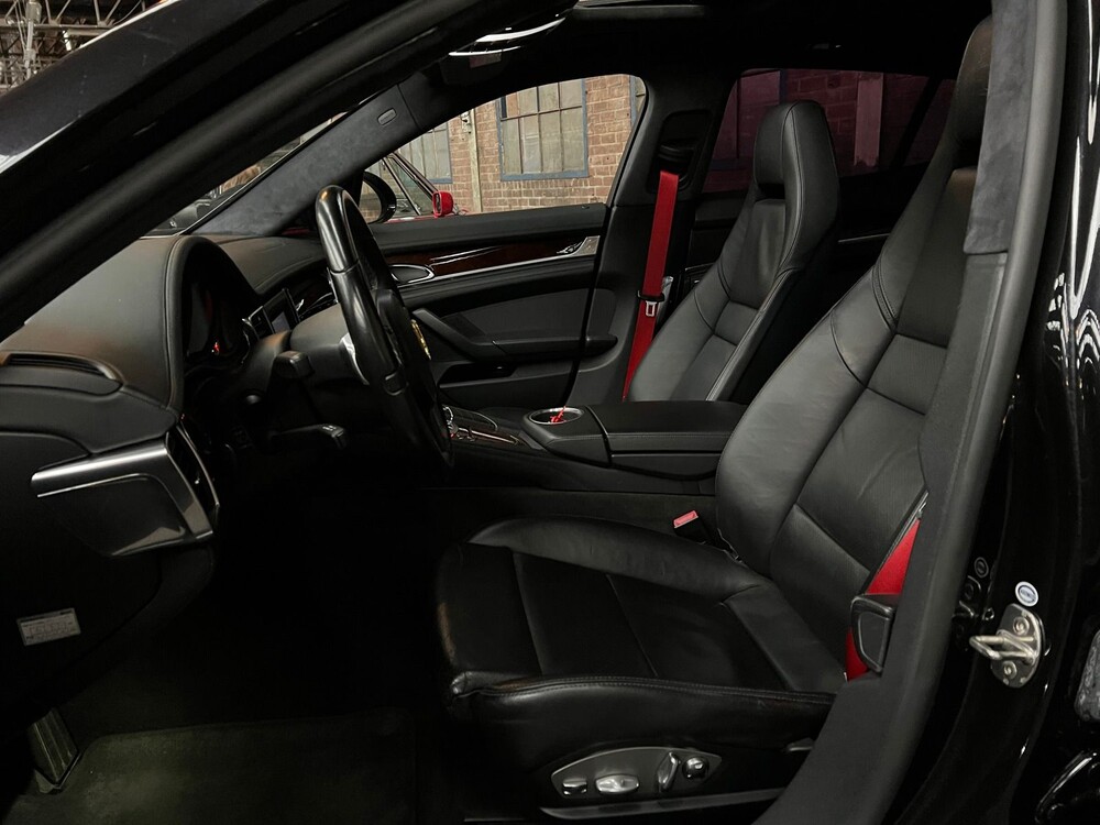 Porsche Panamera Turbo 4.8 V8 500hp 2009 Sport-Chrono