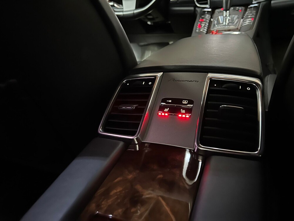 Porsche Panamera Turbo 4.8 V8 500hp 2009 Sport-Chrono