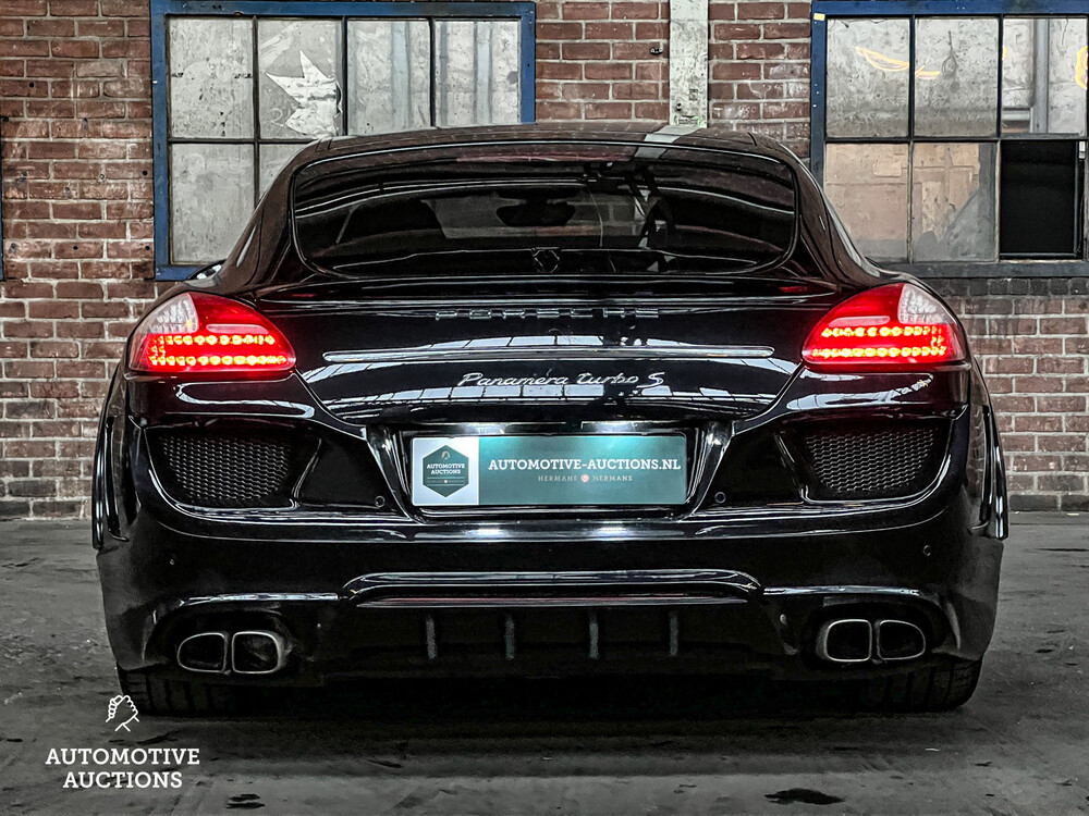 Porsche Panamera Turbo 4.8 V8 500hp 2009 Sport-Chrono
