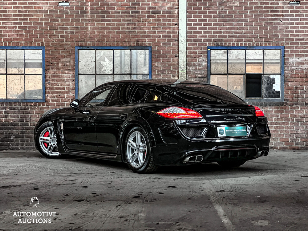 Porsche Panamera Turbo 4.8 V8 500hp 2009 Sport-Chrono