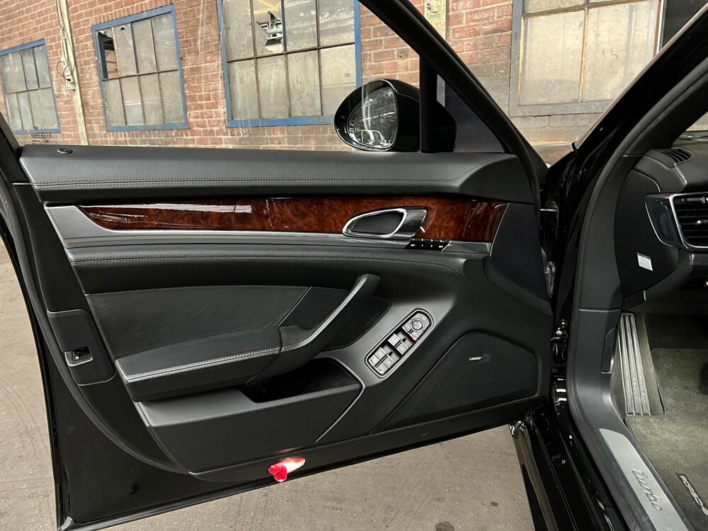 Porsche Panamera Turbo 4.8 V8 500hp 2009 Sport-Chrono