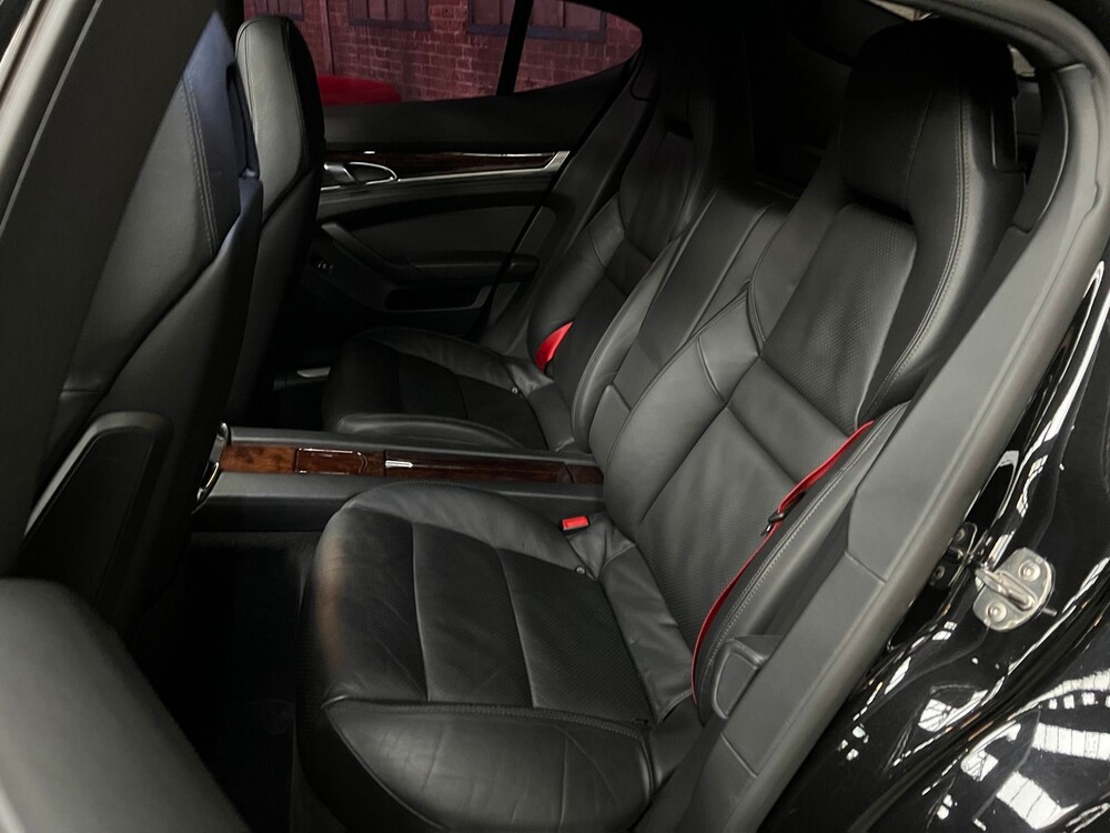 Porsche Panamera Turbo 4.8 V8 500hp 2009 Sport-Chrono