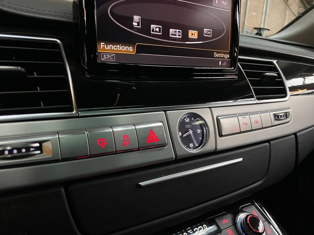 Audi A8 Long 6.3 W12 Quattro 500hp 2011