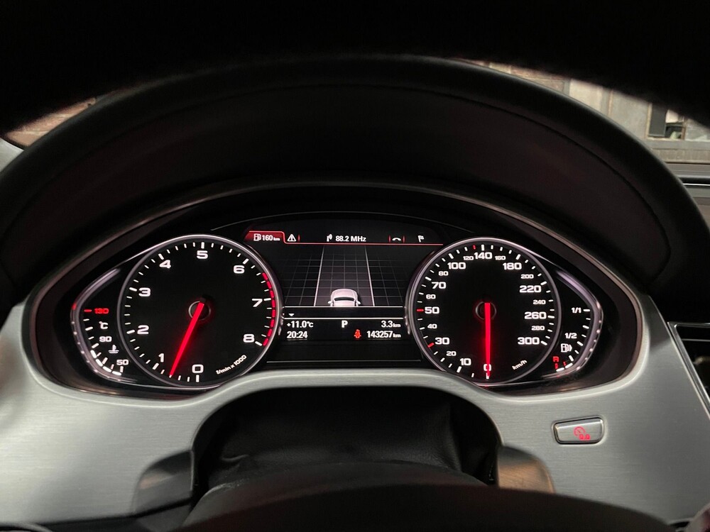 Audi A8 Long 6.3 W12 Quattro 500hp 2011