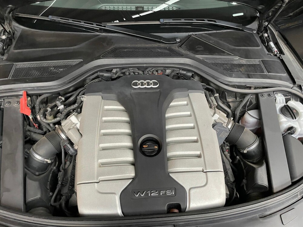 Audi A8 Long 6.3 W12 Quattro 500hp 2011