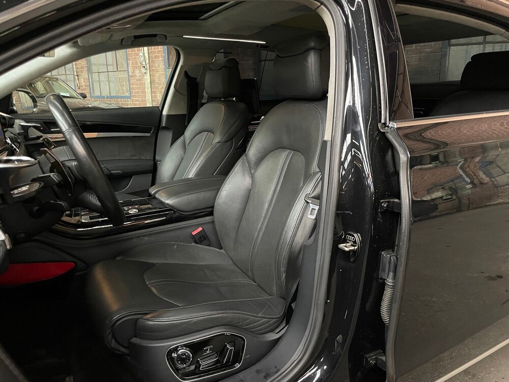 Audi A8 Long 6.3 W12 Quattro 500hp 2011