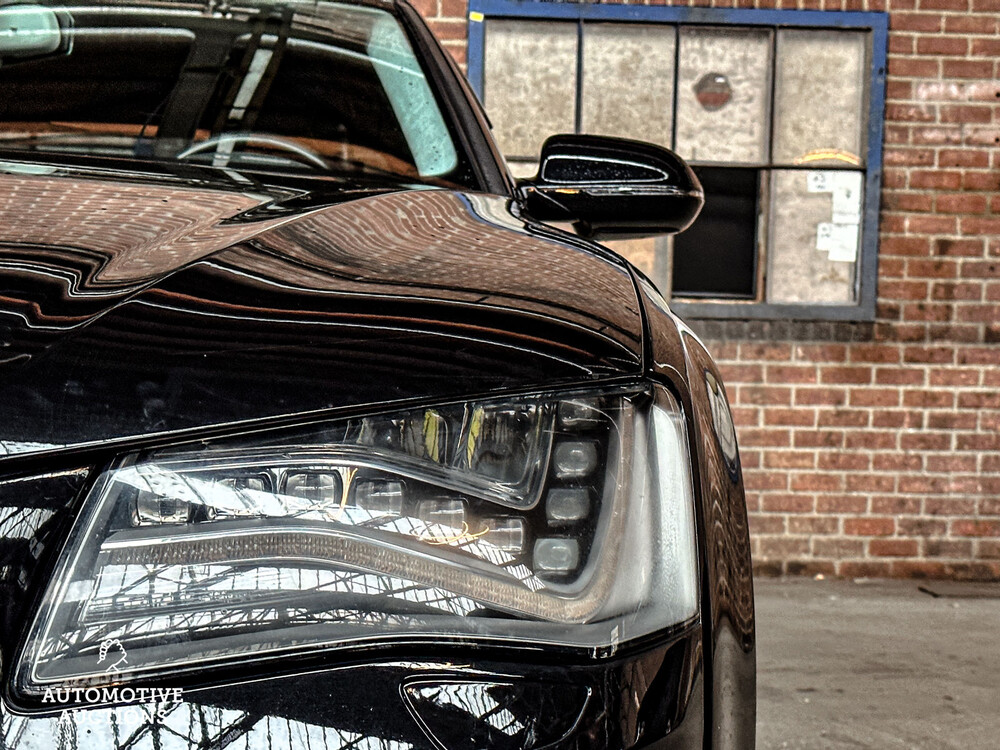Audi A8 Long 6.3 W12 Quattro 500hp 2011