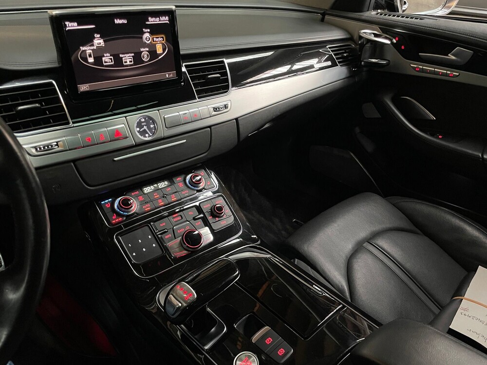 Audi A8 Long 6.3 W12 Quattro 500hp 2011