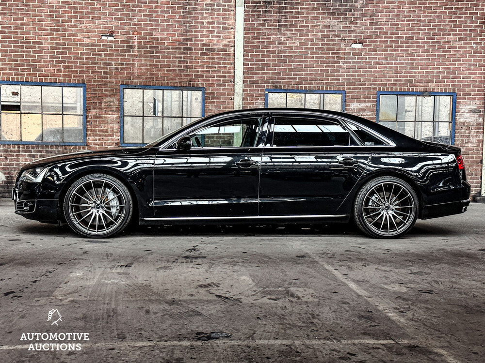 Audi A8 Long 6.3 W12 Quattro 500hp 2011