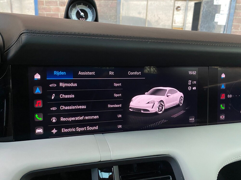 Porsche Taycan PERFORMANCE 84kWh Sport Chrono 381hp 2021 Manufacturer's Warranty -Orig. NL-, L-982-RT