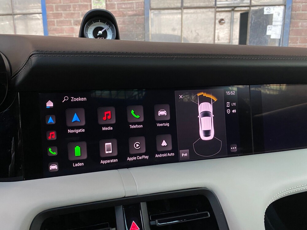 Porsche Taycan PERFORMANCE 84kWh Sport Chrono 381hp 2021 Manufacturer's Warranty -Orig. NL-, L-982-RT