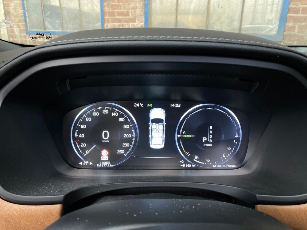 Volvo S90 2.0 T8 AWD Beschriftung 320PS 2017, ZL-677-D