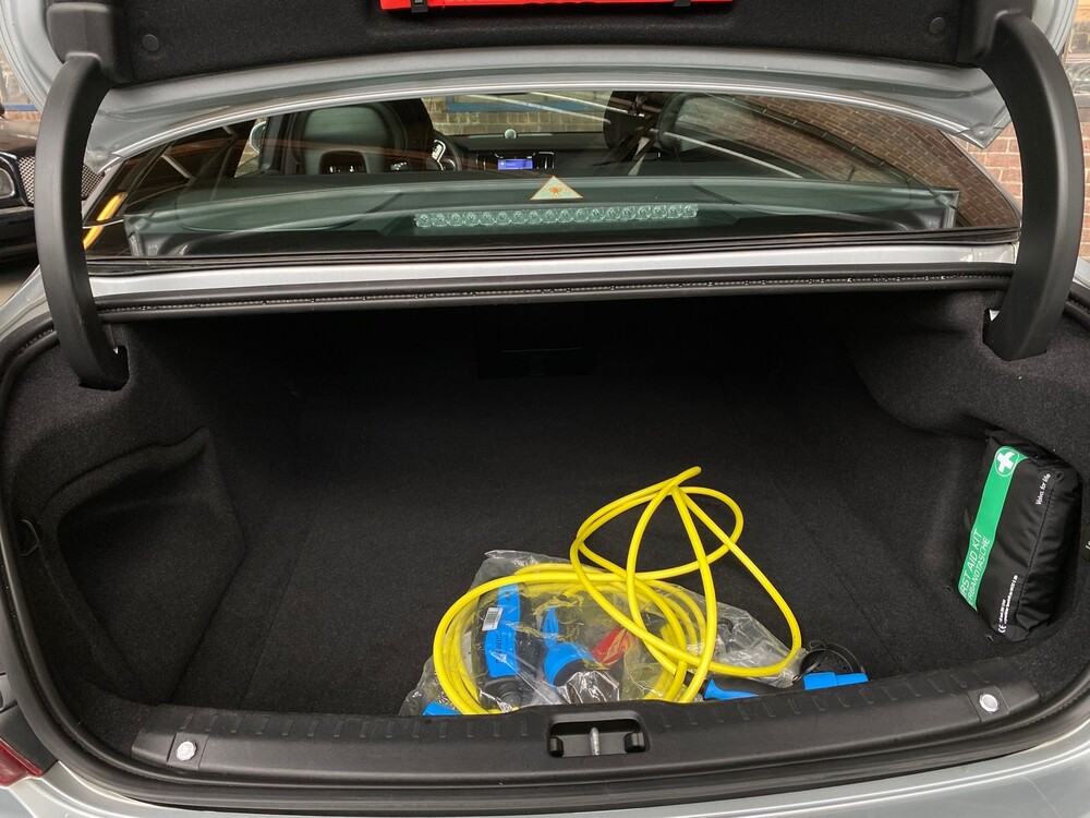 Volvo S90 2.0 T8 AWD Beschriftung 320PS 2017, ZL-677-D