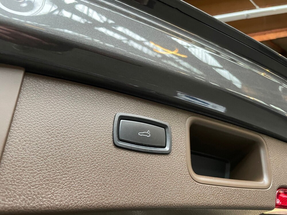 Porsche Macan Turbo 3.6 V6 400PS Sport-Chrono 2015, H-594-HH