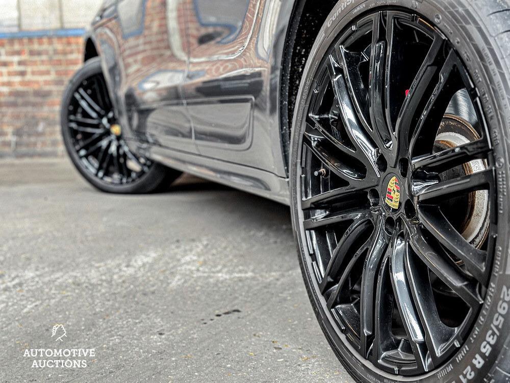 Porsche Macan Turbo 3.6 V6 400PS Sport-Chrono 2015, H-594-HH