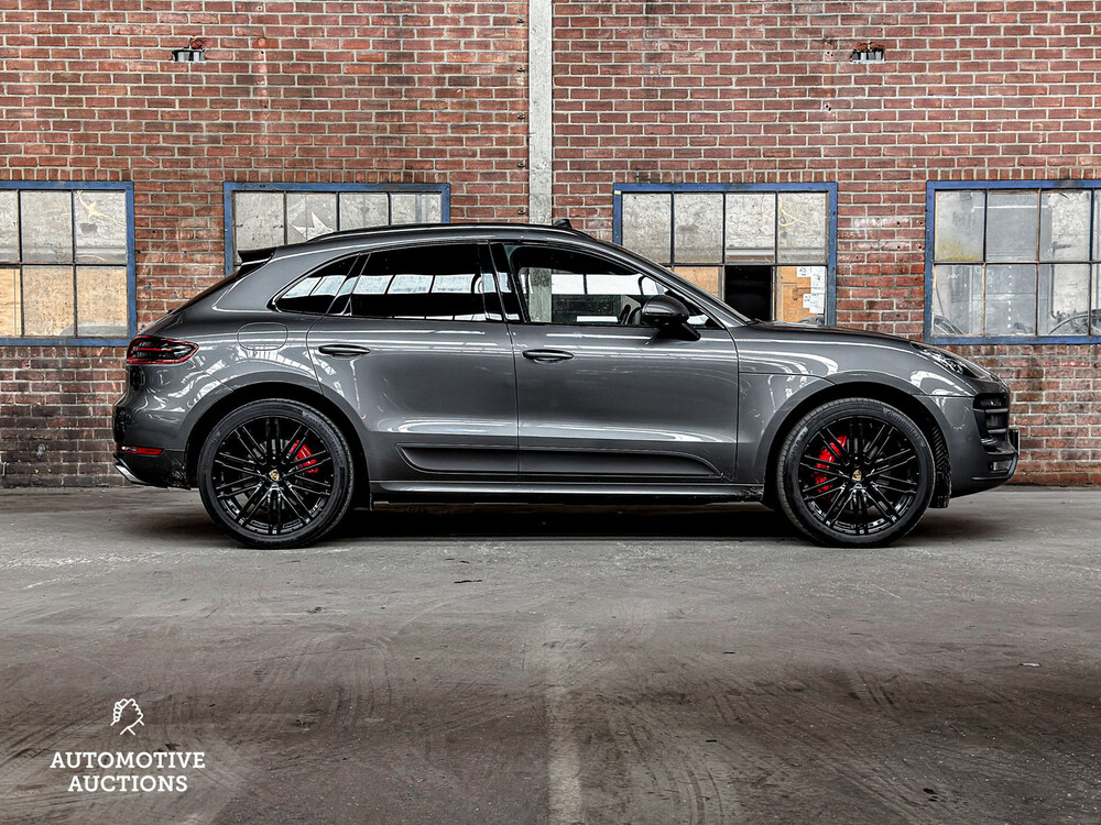 Porsche Macan Turbo 3.6 V6 400PS Sport-Chrono 2015, H-594-HH