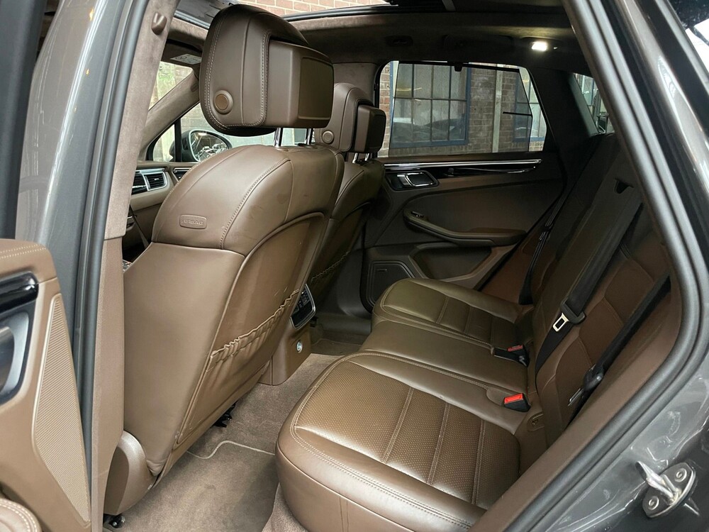 Porsche Macan Turbo 3.6 V6 400PS Sport-Chrono 2015, H-594-HH