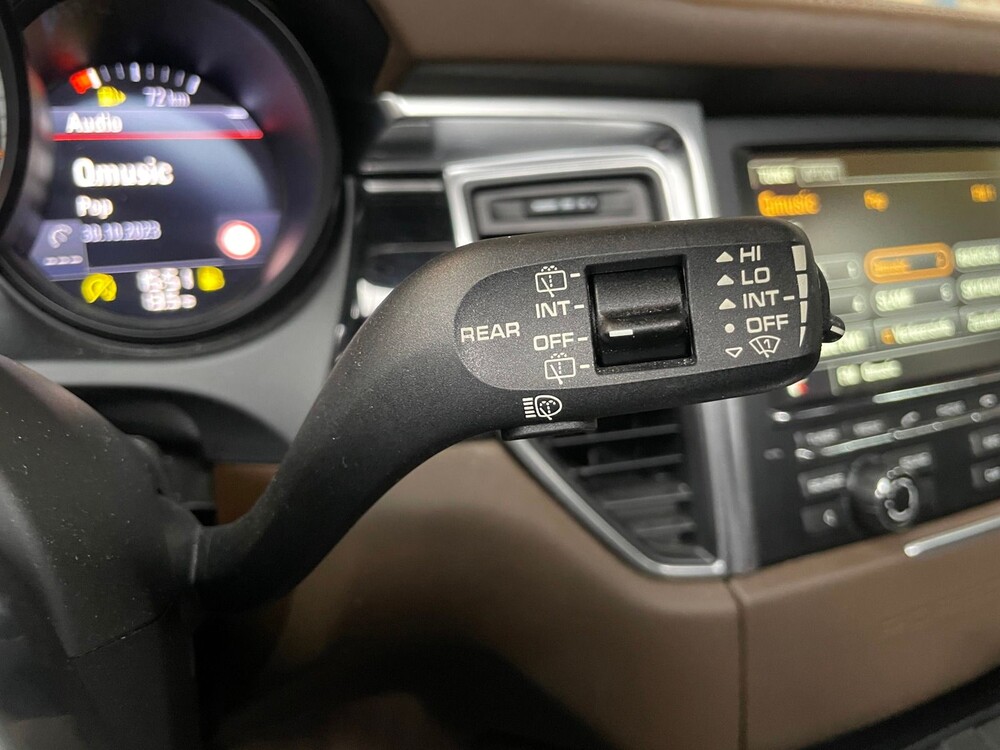 Porsche Macan Turbo 3.6 V6 400PS Sport-Chrono 2015, H-594-HH