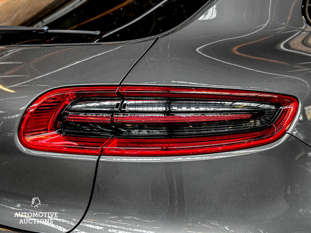 Porsche Macan Turbo 3.6 V6 400PS Sport-Chrono 2015, H-594-HH