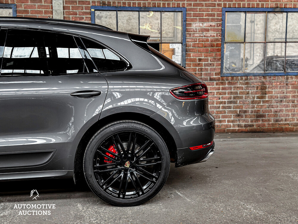 Porsche Macan Turbo 3.6 V6 400PS Sport-Chrono 2015, H-594-HH