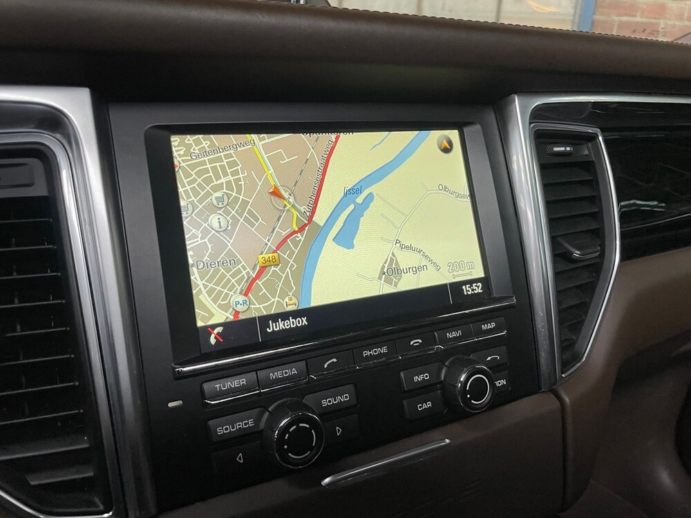 Porsche Macan Turbo 3.6 V6 400PS Sport-Chrono 2015, H-594-HH