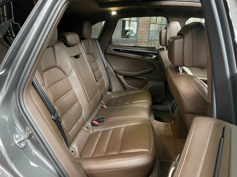 Porsche Macan Turbo 3.6 V6 400PS Sport-Chrono 2015, H-594-HH