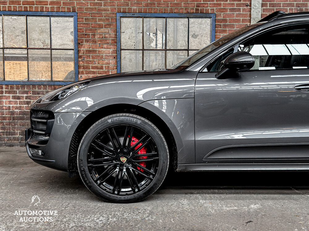 Porsche Macan Turbo 3.6 V6 400PS Sport-Chrono 2015, H-594-HH