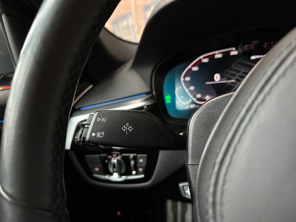 BMW 520e M-Sport Business Edition Plus 204PS 2022 -Orig. NL-5-Serie, N-654-UK Herstellergarantie