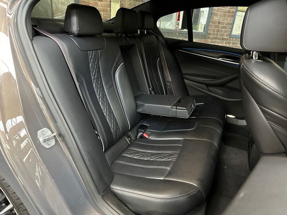 BMW 520e M-Sport Business Edition Plus 204PS 2022 -Orig. NL-5-Serie, N-654-UK Herstellergarantie