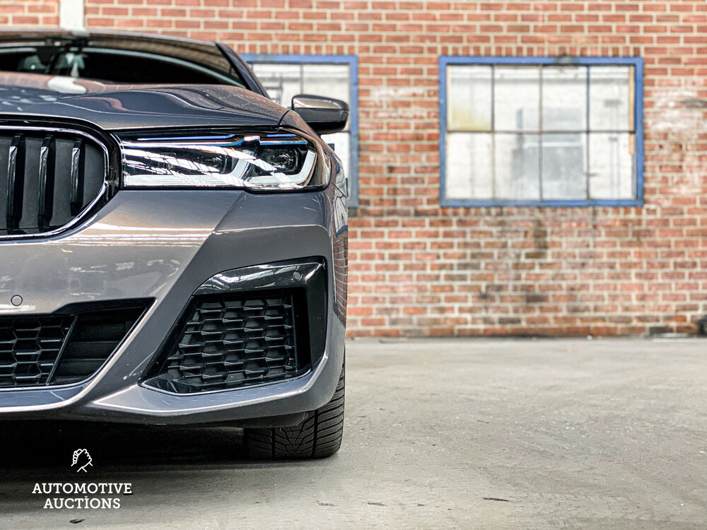 BMW 520e M-Sport Business Edition Plus 204PS 2022 -Orig. NL-5-Serie, N-654-UK Herstellergarantie