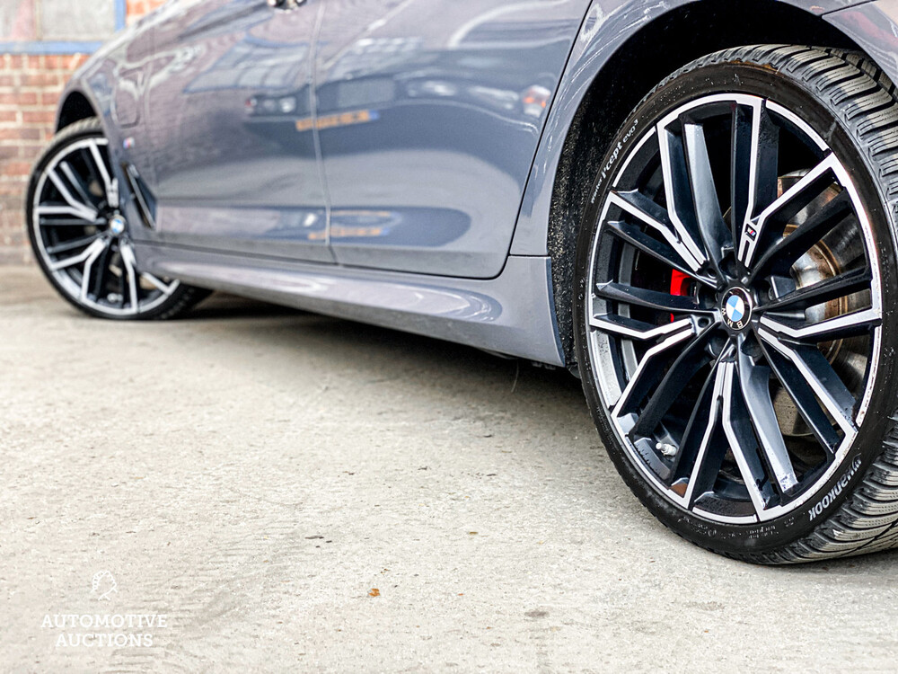 BMW 520e M-Sport Business Edition Plus 204PS 2022 -Orig. NL-5-Serie, N-654-UK Herstellergarantie