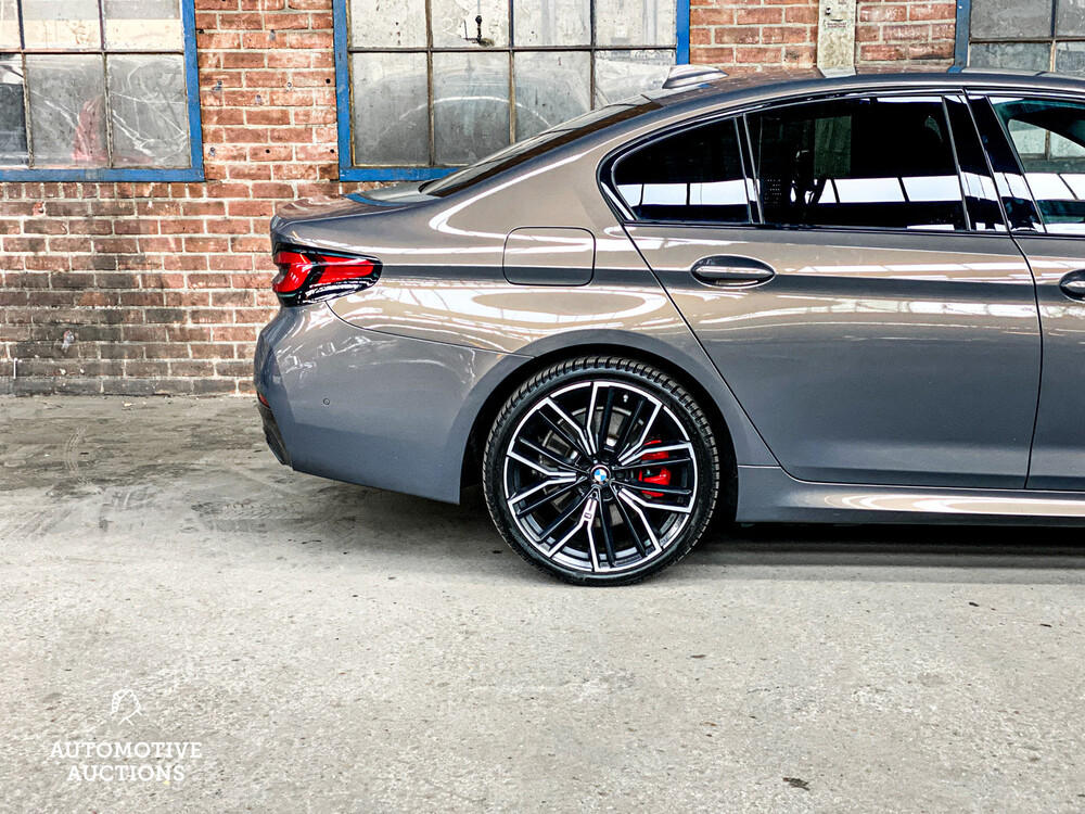 BMW 520e M-Sport Business Edition Plus 204PS 2022 -Orig. NL-5-Serie, N-654-UK Herstellergarantie