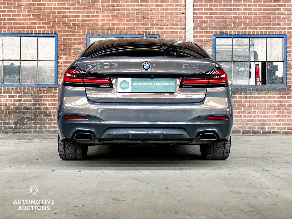 BMW 520e M-Sport Business Edition Plus 204PS 2022 -Orig. NL-5-Serie, N-654-UK Herstellergarantie