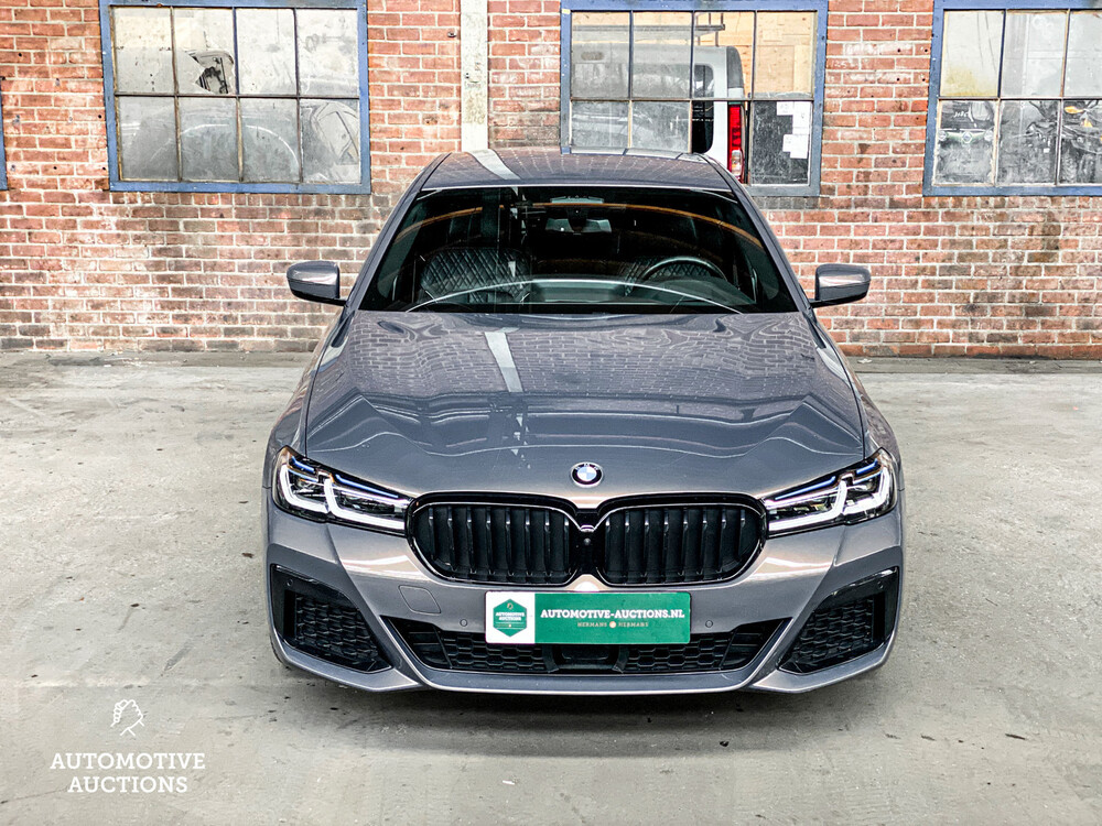 BMW 520e M-Sport Business Edition Plus 204PS 2022 -Orig. NL-5-Serie, N-654-UK Herstellergarantie